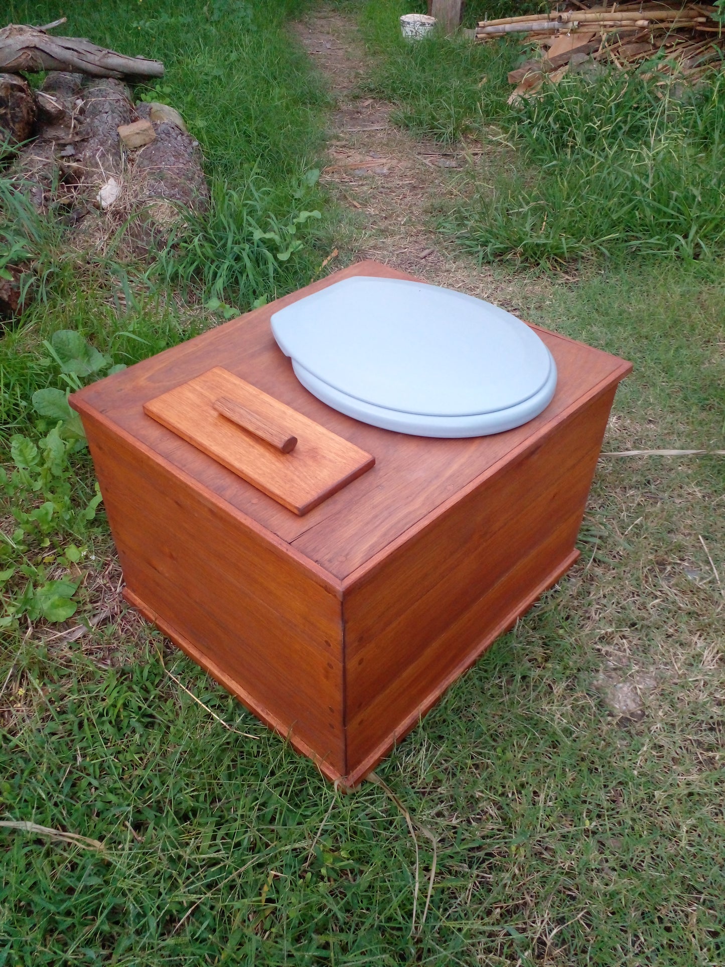 Baño seco CUBO con cisterna lateral - Fabricación por encargue